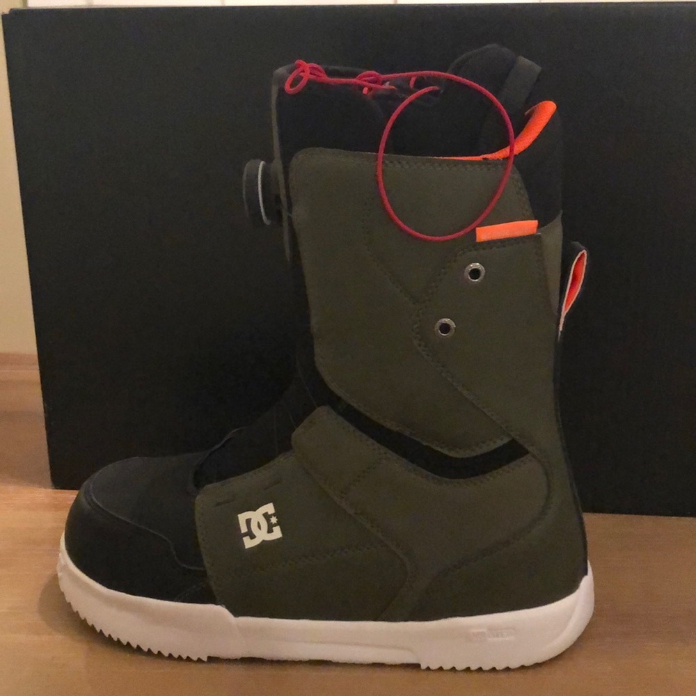 DC Scout - Olive Night - Snowboarding Boots - sz10